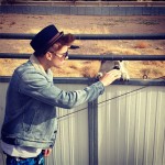 Pic: Animal Lover Justin Bieber!