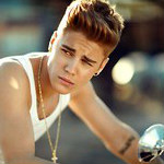 CUTE! Justin Bieber Speaks w/ sexy British accent at World Tour 2011